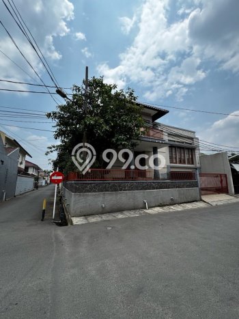 For Sale Rumah Mewah Exclusive di Ciputat, Tangerang Selatan For Sale Rumah Mewah Exclusive di Ciputat, Tangerang Selatan