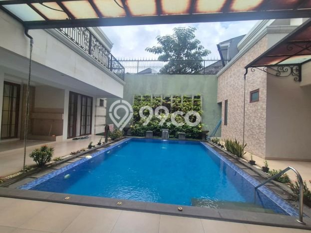 Ready to Use! Premium House LT 843m2 Desain Elegan di Bintaro Ready to Use! Premium House LT 843m2 Desain Elegan di Bintaro