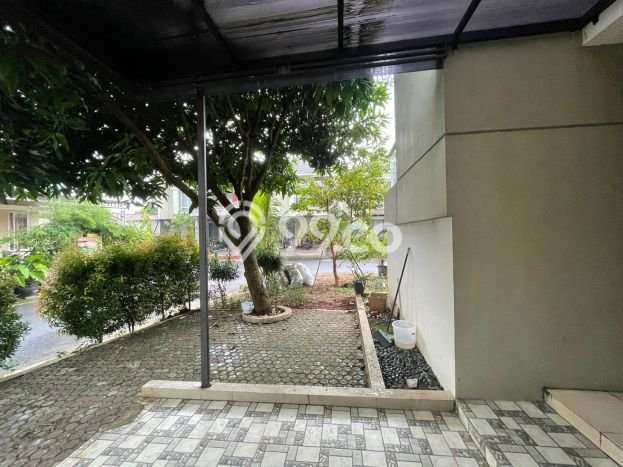 For Sale Rumah 4 Kamar Lokasi Strategis Nyaman dan Strategis di Ciputat For Sale Rumah 4 Kamar Lokasi Strategis Nyaman dan Strategis di Ciputat