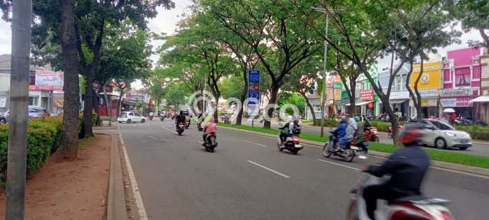 Ruko Bagus Dijual LB 108m2 Lokasi Strategis Tangerang Selatan Area Cocok untuk Bisnis Ruko Bagus Dijual LB 108m2 Lokasi Strategis Tangerang Selatan Area Cocok untuk Bisnis