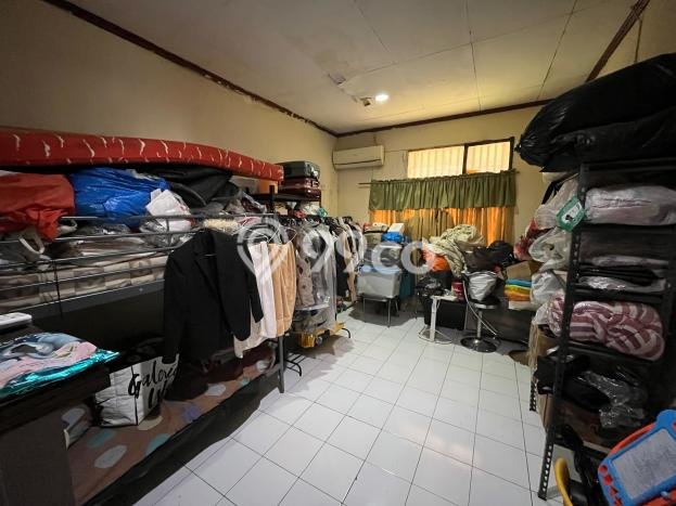 Hunian Elit LB 105m2 Siap Huni Desain Elegan di Rempoa, Tangerang Selatan Hunian Elit LB 105m2 Siap Huni Desain Elegan di Rempoa, Tangerang Selatan
