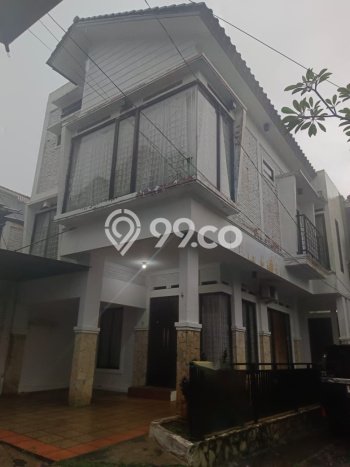 Hunian Cantik Modern Lb 200m2 di Ciputat, Tangerang Selatan Hunian Cantik Modern Lb 200m2 di Ciputat, Tangerang Selatan