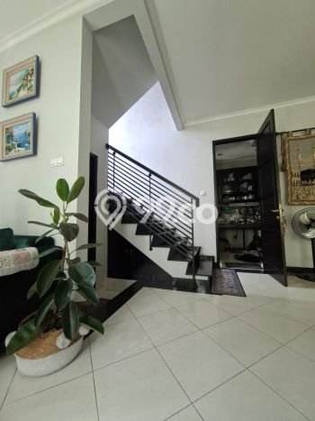 Dijual Rumah Luas Elegan Dengan View Cantik di Bintaro, Tangerang Selatan Dijual Rumah Luas Elegan Dengan View Cantik di Bintaro, Tangerang Selatan
