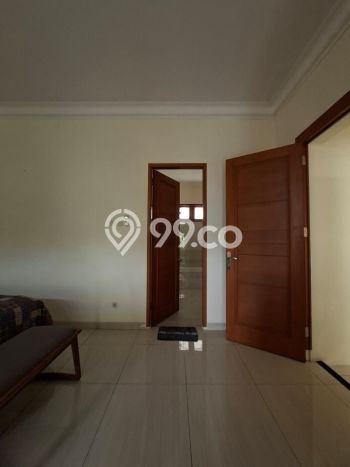 Hunian Mewah LB 400m2 Siap Huni Desain Elegan di Bintaro, Tangerang Selatan Hunian Mewah LB 400m2 Siap Huni Desain Elegan di Bintaro, Tangerang Selatan