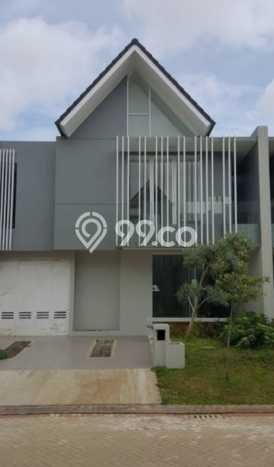 Hunian Mewah LB 145m2 Siap Huni Desain Elegan di Bintaro, Tangerang Selatan Hunian Mewah LB 145m2 Siap Huni Desain Elegan di Bintaro, Tangerang Selatan