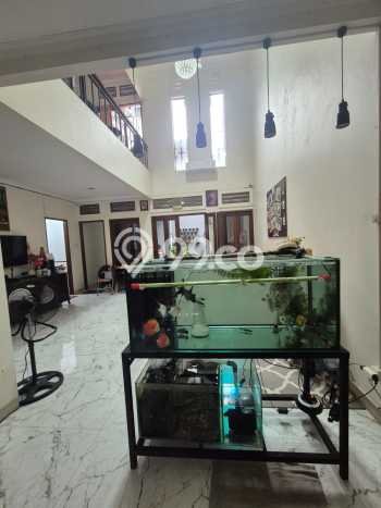 Bisa KPR! Rumah Bintaro, Tangerang Selatan, Luas 180m² Bangunan 200m² Bisa KPR! Rumah Bintaro, Tangerang Selatan, Luas 180m² Bangunan 200m²