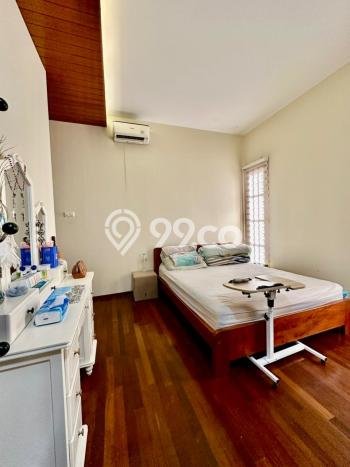 Dijual Rumah Mewah Megah Dengan View Eksklusif di Bintaro, Tangerang Selatan Dijual Rumah Mewah Megah Dengan View Eksklusif di Bintaro, Tangerang Selatan