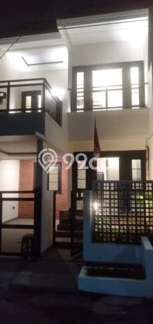 Jual Rumah Bagus Siap Huni LB 113m2 di Serpong Utara, Tangerang Selatan Jual Rumah Bagus Siap Huni LB 113m2 di Serpong Utara, Tangerang Selatan
