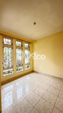 Rumah Luxury Modern Tanpa Renovasi di Bintaro Tangerang Selatan Rumah Luxury Modern Tanpa Renovasi di Bintaro Tangerang Selatan