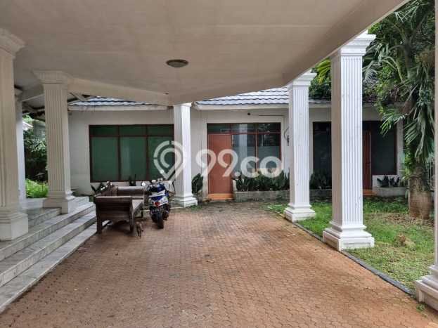 For Sale Hunian Mewah Klasik di Jakarta Selatan For Sale Hunian Mewah Klasik di Jakarta Selatan