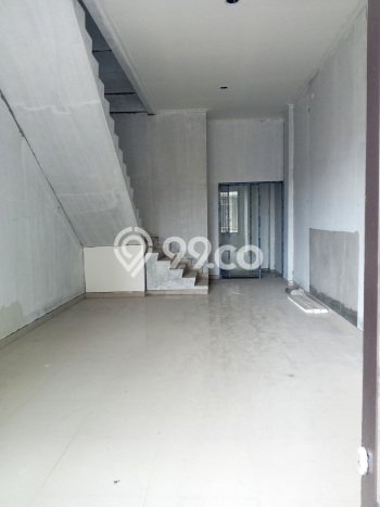 Ruko disewakan lokasi strategis Cipondoh Tangerang 167m2 Ruko disewakan lokasi strategis Cipondoh Tangerang 167m2