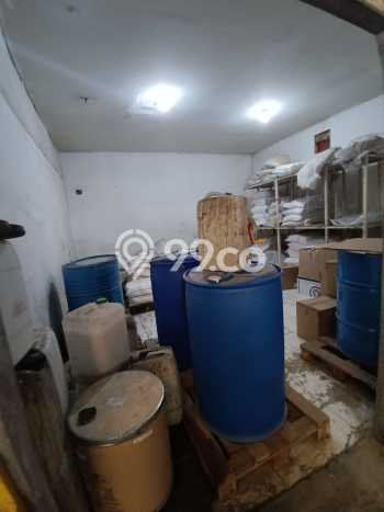 Unit Gudang Paling Strategis di Cipondoh Tangerang dengan LB 1600m2 Unit Gudang Paling Strategis di Cipondoh Tangerang dengan LB 1600m2