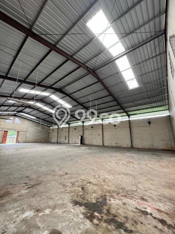 Unit Gudang Disewakan di Batu Ceper di Area Ramai & Strategis Unit Gudang Disewakan di Batu Ceper di Area Ramai & Strategis
