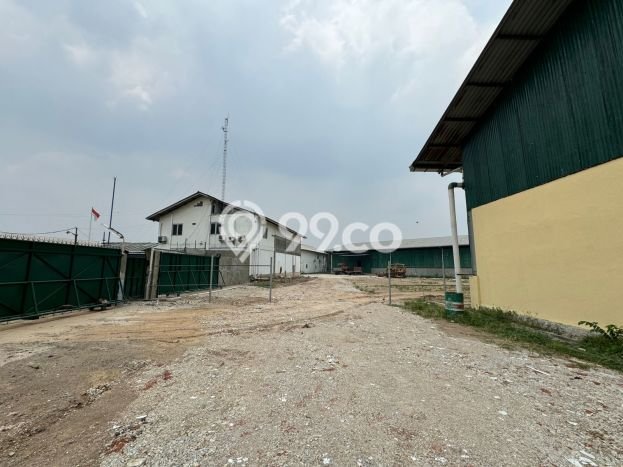 Area Ramai! Gudang Dijual di Jati Uwung untuk Bisnis Luas Bangunan 5m2 Area Ramai! Gudang Dijual di Jati Uwung untuk Bisnis Luas Bangunan 5m2