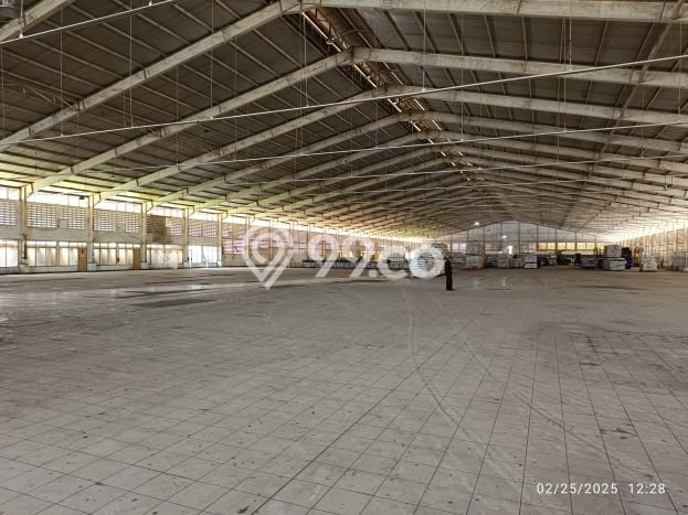 Disewakan Gudang di Kawasan Ramai Jatake Luas 9240m2 Disewakan Gudang di Kawasan Ramai Jatake Luas 9240m2