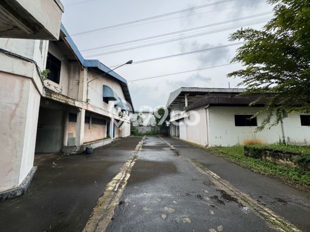 Lokasi Strategis! Dijual Gudang Bisnis di Karawang Timur, Karawang Kondisi Baik Lokasi Strategis! Dijual Gudang Bisnis di Karawang Timur, Karawang Kondisi Baik