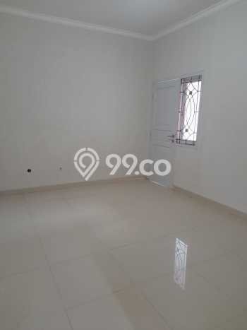 Jarang Ada! Rumah Sewa 4 Kamar Bagus Siap Huni BSD Jarang Ada! Rumah Sewa 4 Kamar Bagus Siap Huni BSD