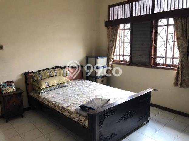 Rumah Strategis Modern Lb 200m2 di Ciputat Timur, Tangerang Selatan Rumah Strategis Modern Lb 200m2 di Ciputat Timur, Tangerang Selatan