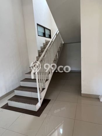 Hunian Mewah LB 250m2 Siap Pakai Desain Elegan di Alam Sutera, Tangerang Hunian Mewah LB 250m2 Siap Pakai Desain Elegan di Alam Sutera, Tangerang