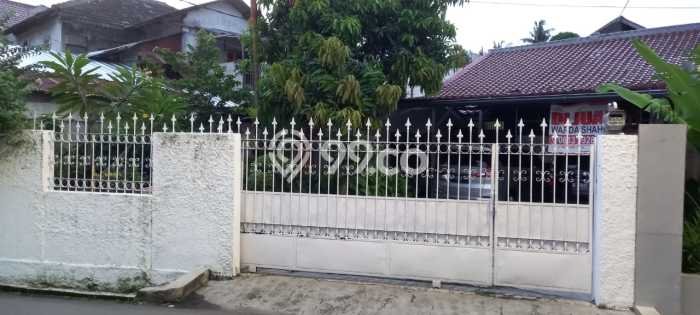 Rumah Luxury Modern Tanpa Renovasi di Pejaten Jakarta Selatan Rumah Luxury Modern Tanpa Renovasi di Pejaten Jakarta Selatan