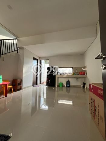 Rumah sewa siap pakai 2 KT di BSD, Tangerang Rumah sewa siap pakai 2 KT di BSD, Tangerang