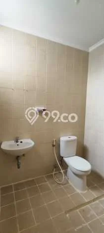 Disewakan! Rumah 3 Kamar Tidur &
2 Kamar Mandi di Summarecon Serpong, Tangerang Disewakan! Rumah 3 Kamar Tidur &
2 Kamar Mandi di Summarecon Serpong, Tangerang