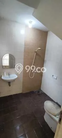 Disewakan! Rumah 3 Kamar Tidur &
2 Kamar Mandi di Summarecon Serpong, Tangerang Disewakan! Rumah 3 Kamar Tidur &
2 Kamar Mandi di Summarecon Serpong, Tangerang