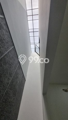 Rumah Elit Modern Siap Huni di Alam Sutera Tangerang Rumah Elit Modern Siap Huni di Alam Sutera Tangerang