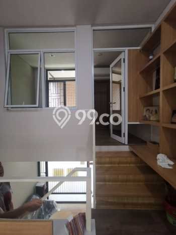 Jarang Ada! Rumah Kontrakan 2 Kamar Nyaman Siap Huni BSD City Jarang Ada! Rumah Kontrakan 2 Kamar Nyaman Siap Huni BSD City