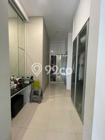 Dijual Rumah Mewah Megah Dengan View Cantik di papandayan, Semarang Dijual Rumah Mewah Megah Dengan View Cantik di papandayan, Semarang