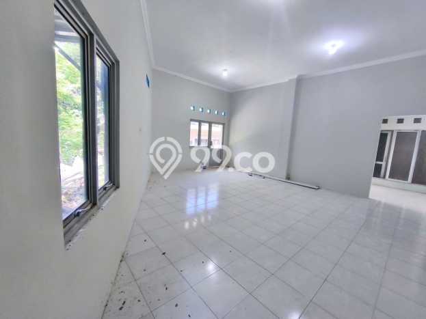 Rumah Modern Cantik 4 Kamar Siap Huni di Tembalang Rumah Modern Cantik 4 Kamar Siap Huni di Tembalang