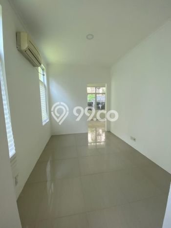 For Sale! Luxury House LT 323m2 Desain Modern di Sentul City For Sale! Luxury House LT 323m2 Desain Modern di Sentul City