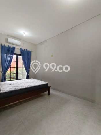 Disewakan! Rumah 2 Kamar Tidur &
2 Kamar Mandi di Sentul City, Bogor Disewakan! Rumah 2 Kamar Tidur &
2 Kamar Mandi di Sentul City, Bogor