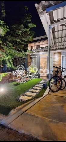 Dijual Rumah Eksklusif 2 KT di Sentul City, Bogor Dijual Rumah Eksklusif 2 KT di Sentul City, Bogor