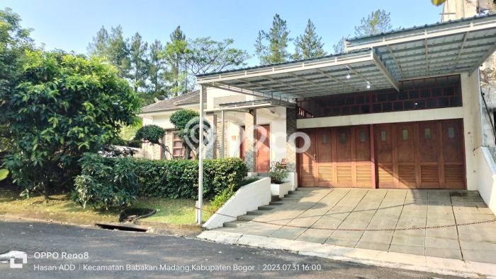 For Sale! Premium House LT 535m2 Desain Elegan di Sentul City For Sale! Premium House LT 535m2 Desain Elegan di Sentul City