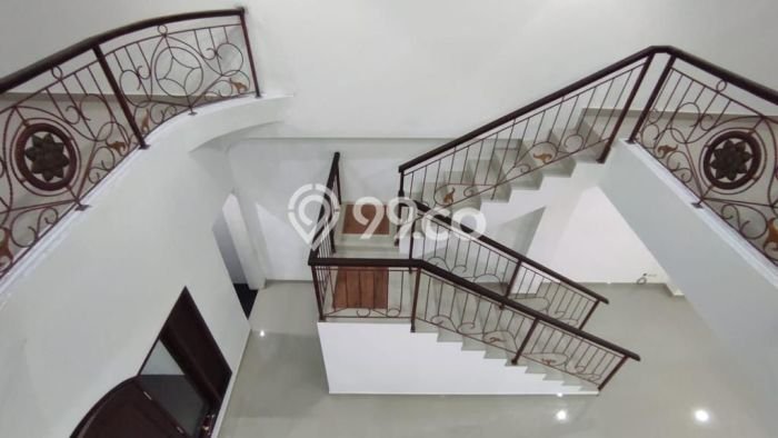 Rumah Modern 4 KT di Sentul City Bogor Unfurnished Rumah Modern 4 KT di Sentul City Bogor Unfurnished