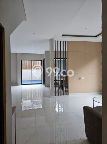 Rumah Elit Modern Tanpa Renovasi di Sentul City Bogor Rumah Elit Modern Tanpa Renovasi di Sentul City Bogor