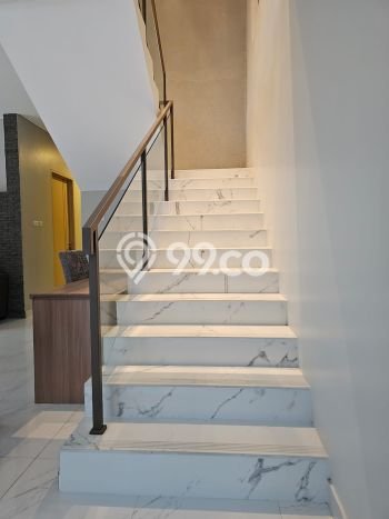 Rumah Elit Modern Tanpa Renovasi di Sentul City Bogor Rumah Elit Modern Tanpa Renovasi di Sentul City Bogor