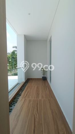 Rumah Elit Modern Tanpa Renovasi di Sentul City Bogor Rumah Elit Modern Tanpa Renovasi di Sentul City Bogor
