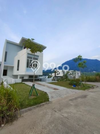 Rumah Minimalis 3 Kamar LT 261m2 di Sentul City Rumah Minimalis 3 Kamar LT 261m2 di Sentul City