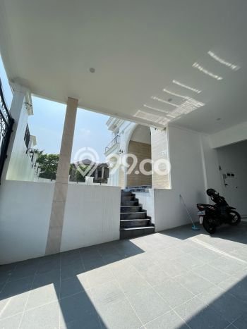 Hunian Mewah LB 1100m2 Siap Pakai Desain Elegan di Sentul City, Bogor Hunian Mewah LB 1100m2 Siap Pakai Desain Elegan di Sentul City, Bogor