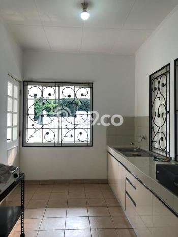 Ready to Use! Luxury House LT 334m2 Desain Elegan di Sentul City Ready to Use! Luxury House LT 334m2 Desain Elegan di Sentul City