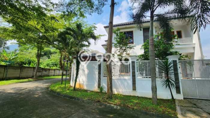 Rumah Elit Modern Siap Huni di Sentul City Bogor Rumah Elit Modern Siap Huni di Sentul City Bogor