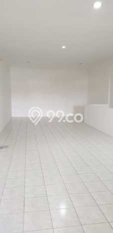 LOKASI SUPER STRATEGIS! Ruko di , Luas 300m2m², Prospek Pengunjung LOKASI SUPER STRATEGIS! Ruko di , Luas 300m2m², Prospek Pengunjung