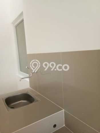 Rumah di Tanjung Duren Utara, 4 KT, Pemandangan Indah, Luas 55m² LB 90m² Rumah di Tanjung Duren Utara, 4 KT, Pemandangan Indah, Luas 55m² LB 90m²