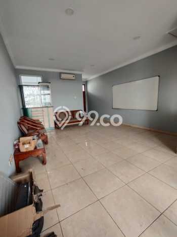 Disewakan Ruko di Pusat Kota Jakarta Barat Ramai Strategis Disewakan Ruko di Pusat Kota Jakarta Barat Ramai Strategis