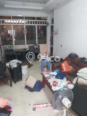 Dijual Rumah Eksklusif 3 KT di Tanjung Duren Selatan, Jakarta Barat Dijual Rumah Eksklusif 3 KT di Tanjung Duren Selatan, Jakarta Barat
