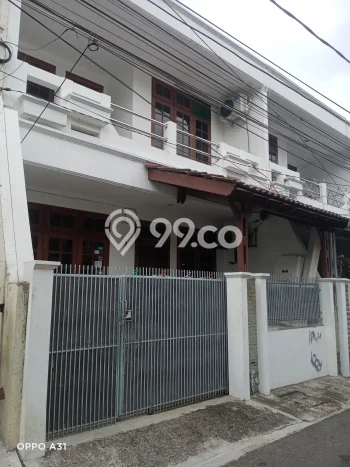 Jarang Ada! Rumah Kontrakan 4 Kamar Bagus Siap Huni Tanjung Duren Selatan Jarang Ada! Rumah Kontrakan 4 Kamar Bagus Siap Huni Tanjung Duren Selatan