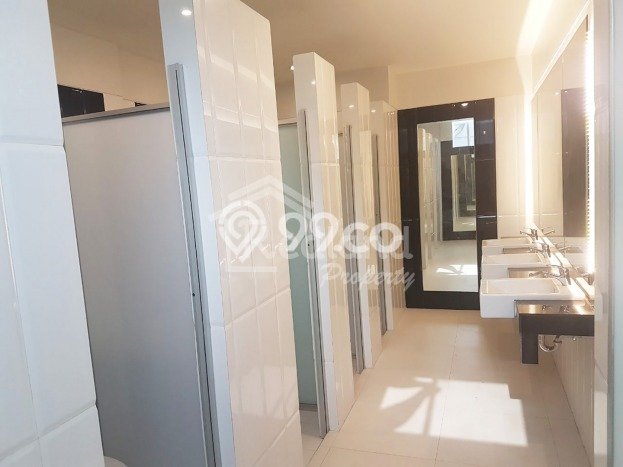 LOKASI PREMIUM! Komersial di , Luas 400m2m², Jalan Utama LOKASI PREMIUM! Komersial di , Luas 400m2m², Jalan Utama