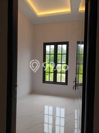 Dijual Rumah Eksklusif 4 KT di Lenteng Agung, Jakarta Selatan Dijual Rumah Eksklusif 4 KT di Lenteng Agung, Jakarta Selatan